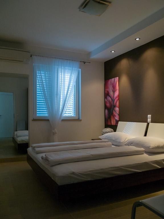 Apartments Marco Polo Banjol Oda fotoğraf